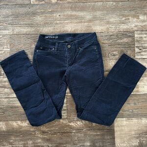 MODERN FIT WOMEN PANTS , 00P